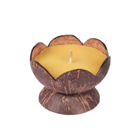 Свеча в кокосе высота 8см диаметр 10см (большая) Свеча в кокосе высота 8см диаметр 10см (большая)