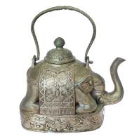 Восточный чайник Слон высотой 13см Восточный чайник Слон высотой 13см