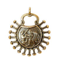 Славянский колт из латуни "Человеко-дракон в борьбе со зверем"