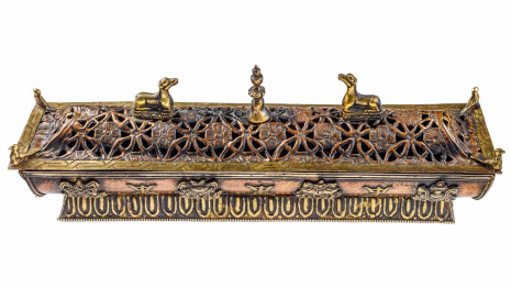 Подставка для благовоний из металла Ковчег с благими символами буддизма длиной 30см