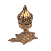 Восточный подсвечник Лотос светлая бронза высотой 11см в основании черепаха Восточный подсвечник Лотос светлая бронза высотой 11см в основании черепаха