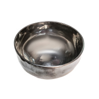 Кованая тибетская поющая чаша Черный глянец диаметр 13-13,5см Кованая тибетская поющая чаша Черный глянец диаметр 13-13,5см