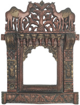 Восточная резная деревянная рама "Два верблюда" 68х51х11см Восточная резная деревянная рама "Два верблюда" 68х51х11см