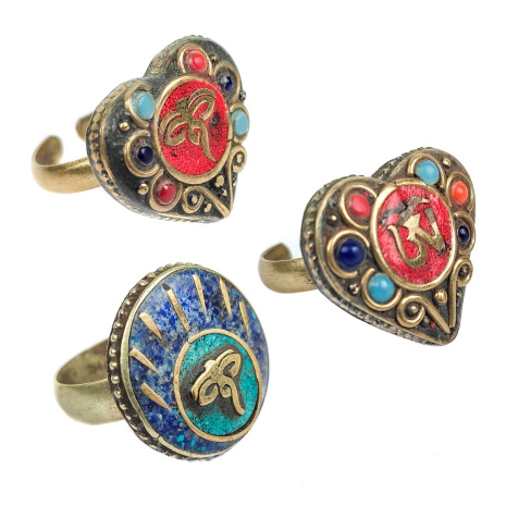 Тибетское кольцо-перстень с символом