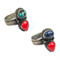 Тибетское кольцо-перстень с камнями