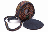 Буддийское ГАУ Амитаюс (переносное хранилище для реликвий) ручной работы Буддийское ГАУ Амитаюс (переносное хранилище для реликвий) ручной работы