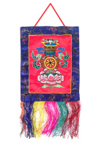 Художественная вышивка-панно "Аштамангала (Восемь символов удачи)" 22х27см с бахромой