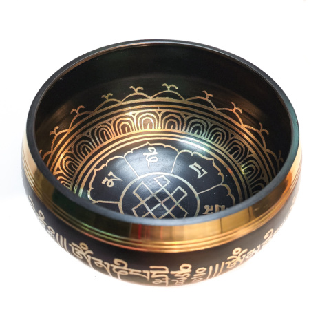 Литая тибетская поющая чаша Классика черного цвета диаметр 16см