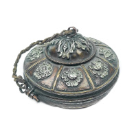 Чехол для каратал с благими символами диаметр 11см Чехол для каратал с благими символами диаметр 11см