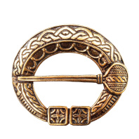 Славянская брошь-фибула из латуни "Финно-угорская" Славянская брошь-фибула из латуни "Финно-угорская"