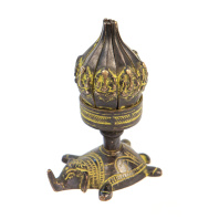 Восточный подсвечник Лотос темная бронза с патиной высотой 11см в основании слон Восточный подсвечник Лотос темная бронза с патиной высотой 11см в основании слон